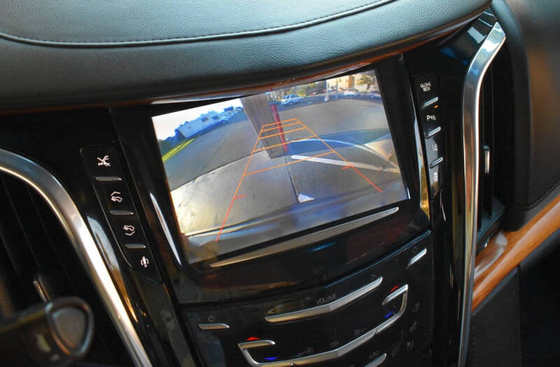 2015 Cadillac Escalade Premium