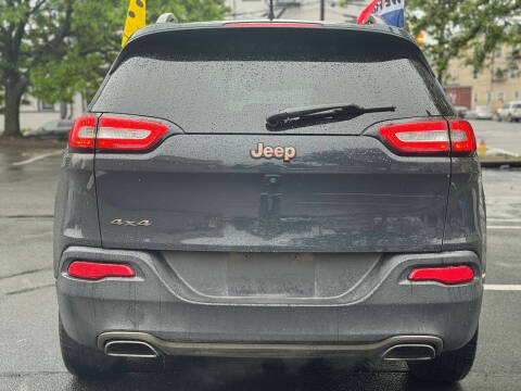 2017 Jeep Cherokee Latitude