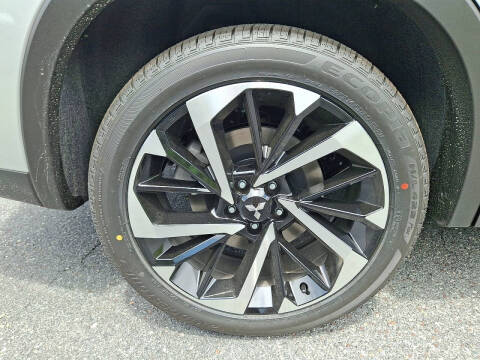 2025 Mitsubishi Outlander PHEV SE