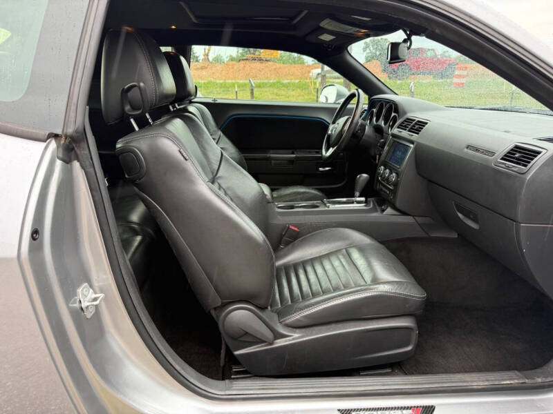 2013 Dodge Challenger SXT