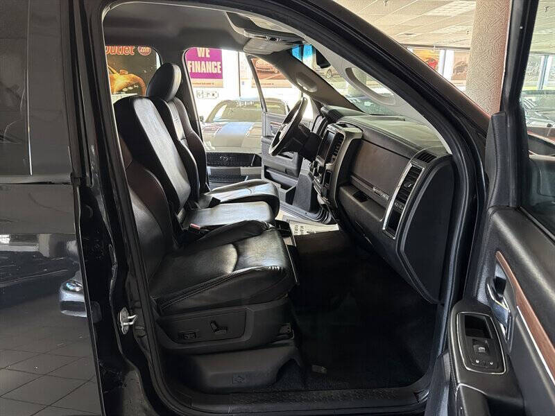 2016 RAM 1500 Laramie