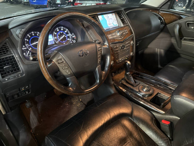 2011 Infiniti QX56