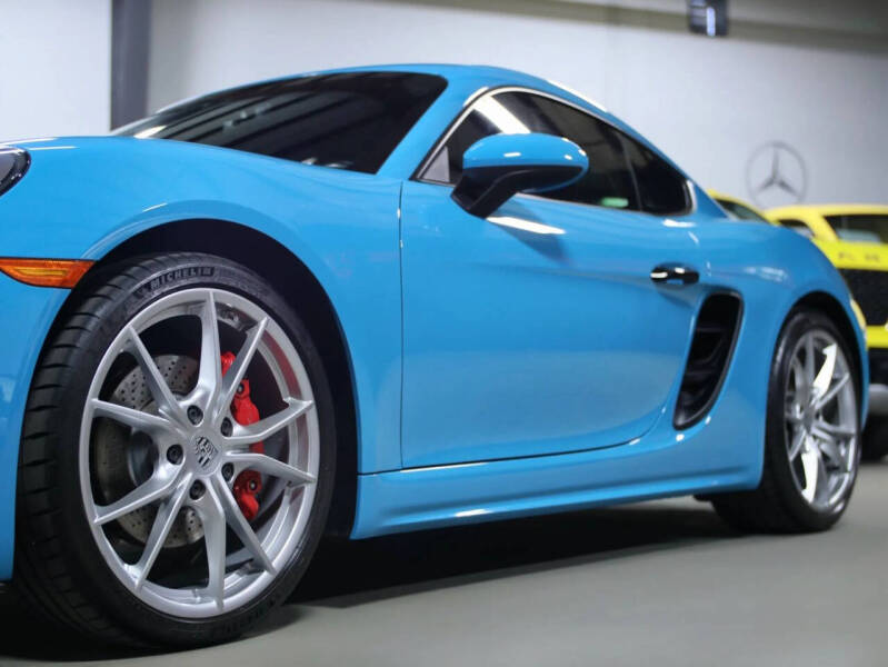 2018 Porsche 718 Cayman