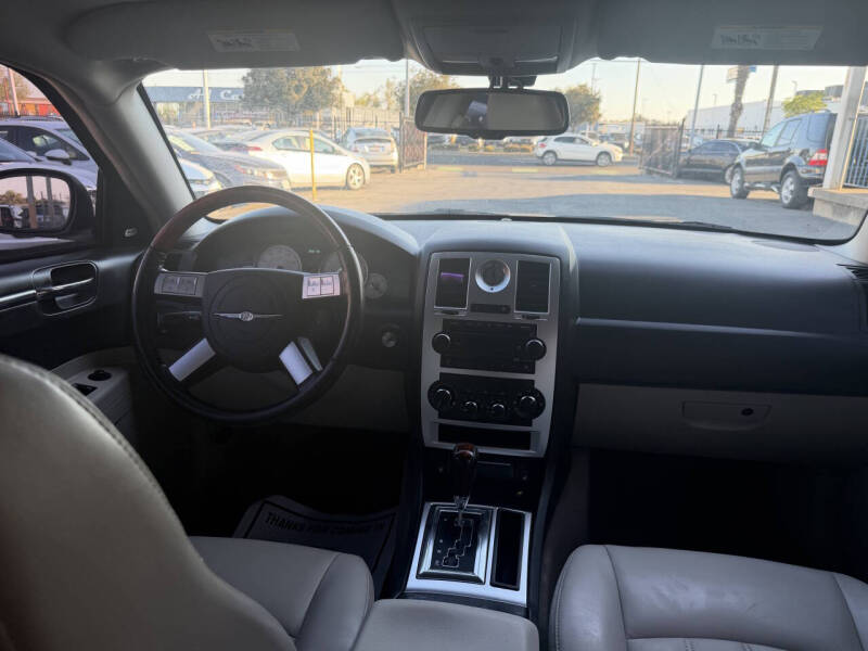 2006 Chrysler 300 C