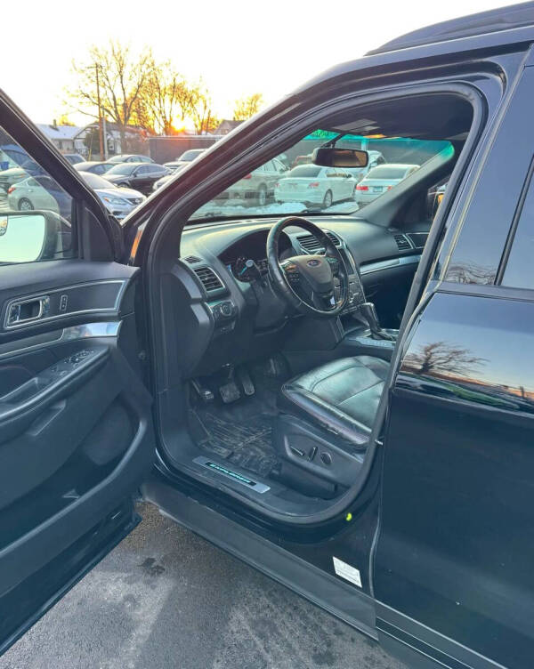 2016 Ford Explorer Sport