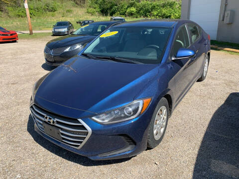 2017 Hyundai Elantra for sale at Court House Cars, LLC in Chillicothe OH