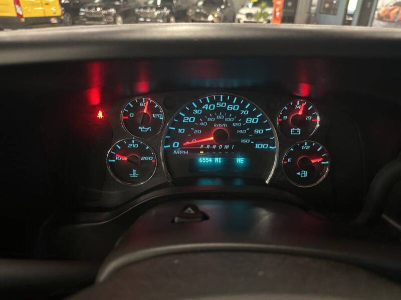 2025 Chevrolet Express LT 3500