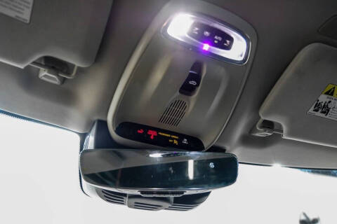 2017 Volvo XC90 T6 Momentum