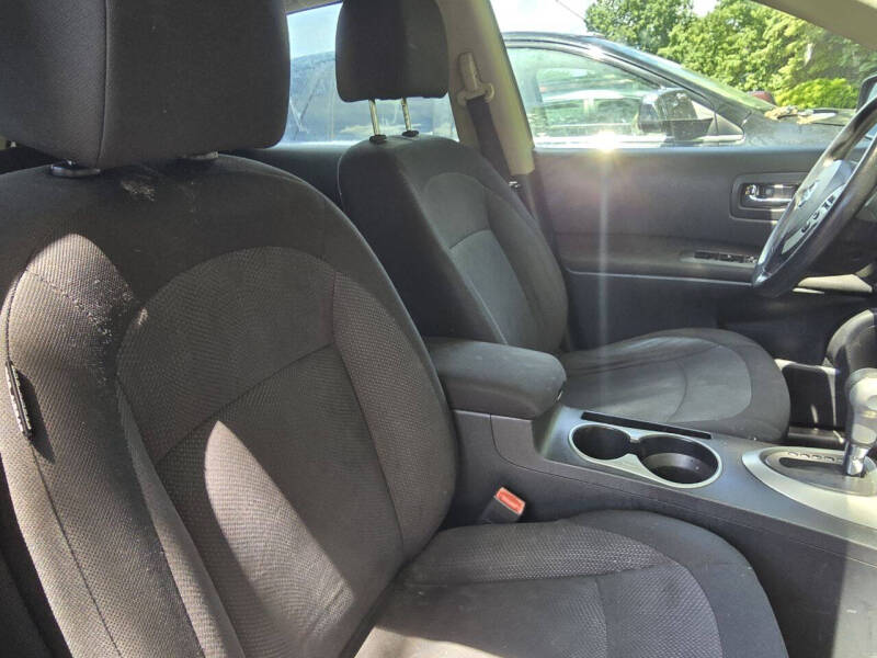 2011 Nissan Rogue S