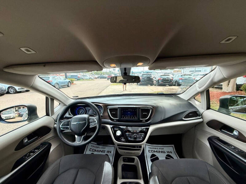 2019 Chrysler Pacifica L