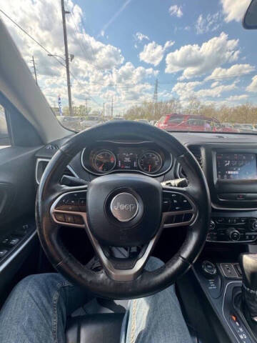 2019 Jeep Cherokee Latitude Plus