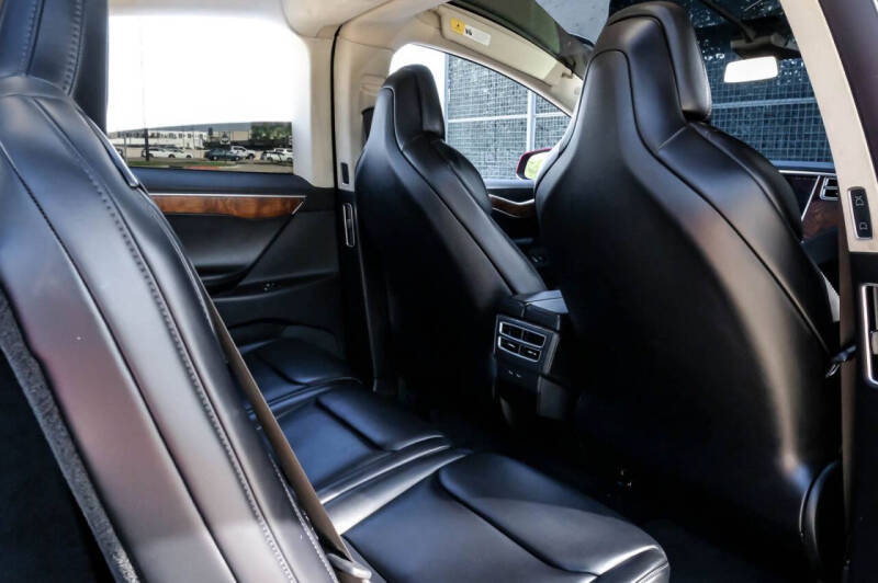 2017 Tesla Model X 75D