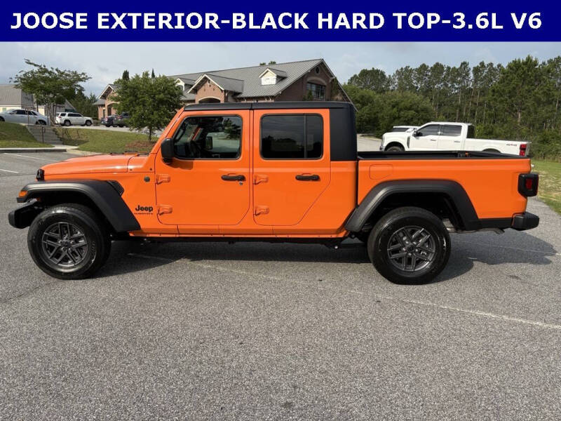 2025 Jeep Gladiator Sport