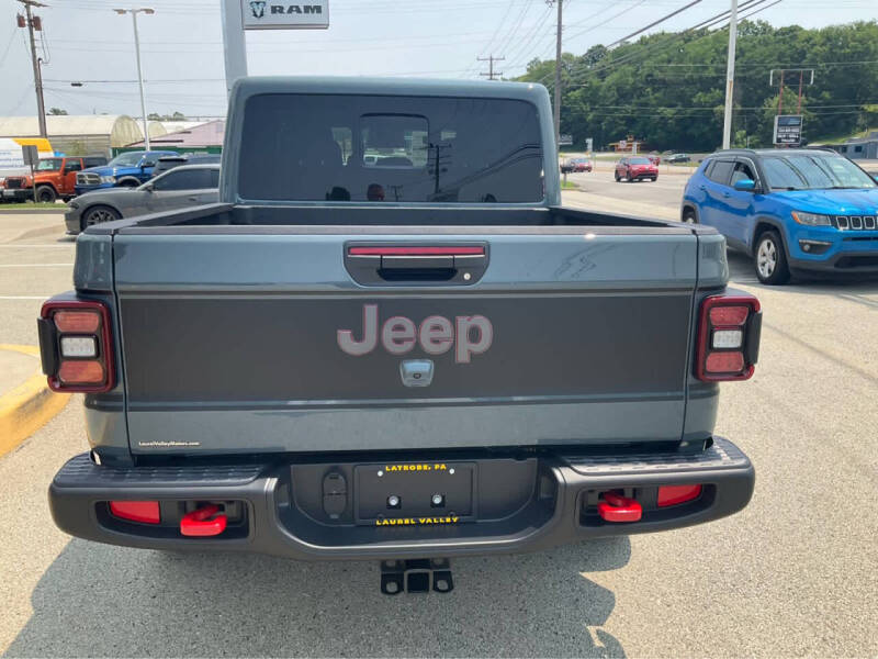 2026 Jeep Gladiator Shadow Ops