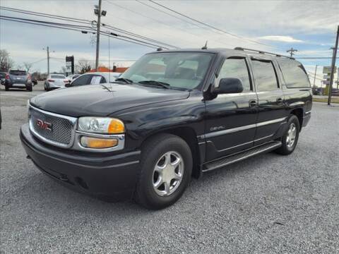 2005 GMC Yukon XL for sale at Ernie Cook and Son Motors in Shelbyville TN