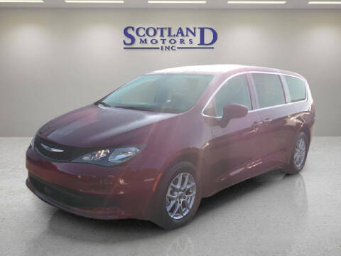 2023 Chrysler Voyager LX