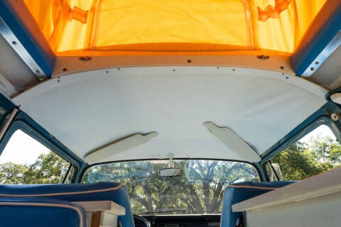 1973 Volkswagen Bus