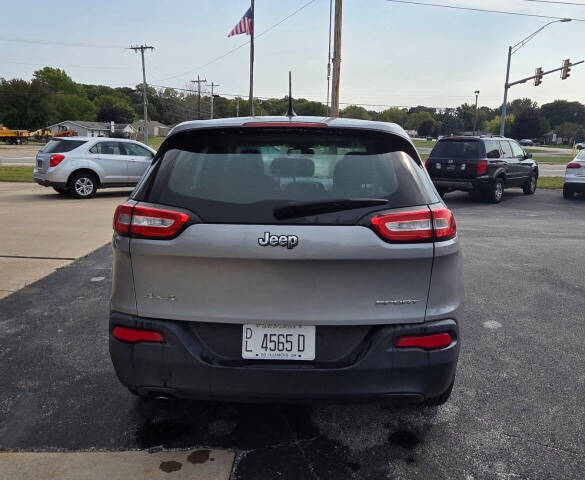 2016 Jeep Cherokee for sale at Bastian s Auto Outlet in Coal Valley, IL