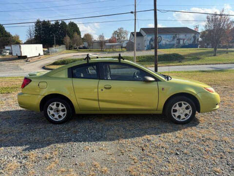 2004 Saturn Ion 2