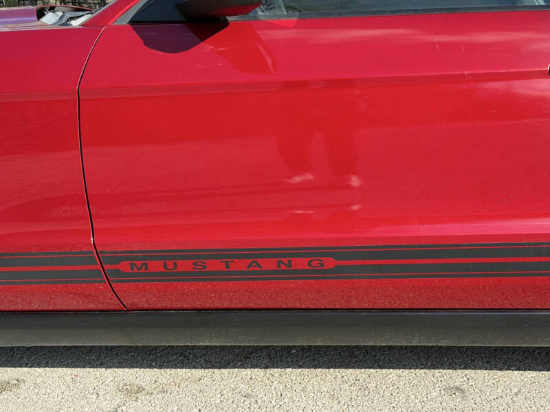 2013 Ford Mustang V6 Premium