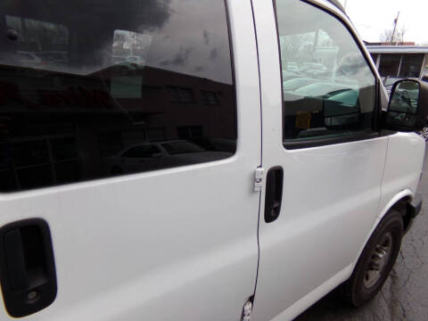 2013 Chevrolet Express LT 3500