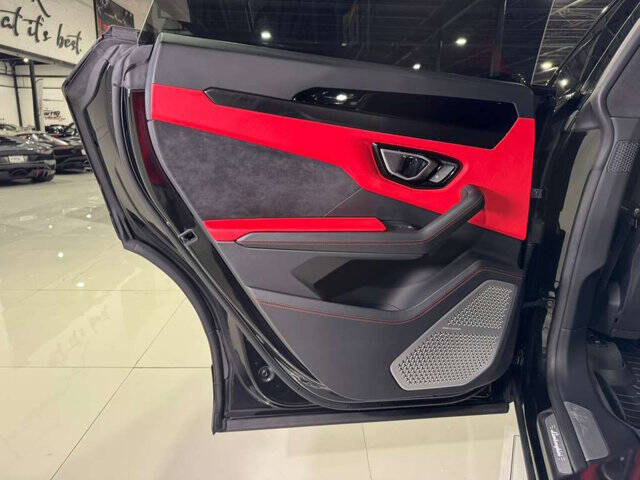 2022 Lamborghini Urus