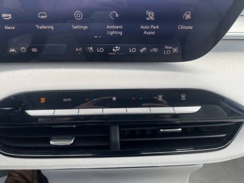 2025 Buick Enclave Avenir