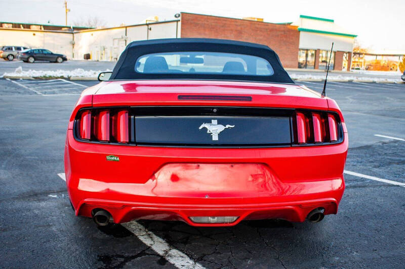 2016 Ford Mustang V6