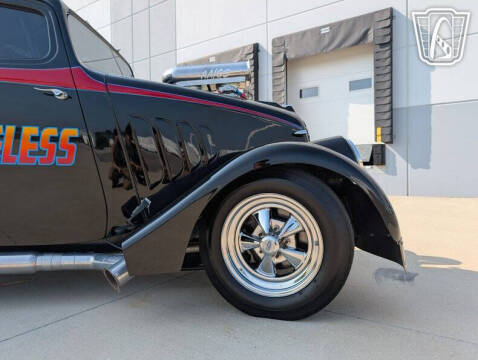 1933 Willys Coupe