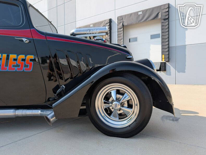 1933 Willys Coupe