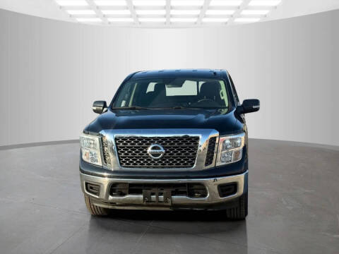 2017 Nissan Titan