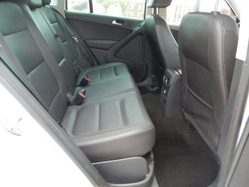 2014 Volkswagen Tiguan S