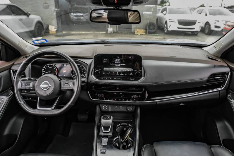 2023 Nissan Rogue SL
