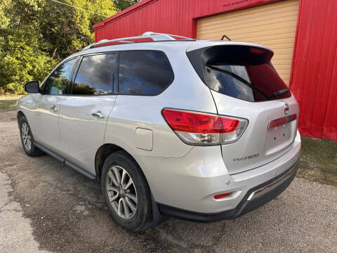 2014 Nissan Pathfinder SV