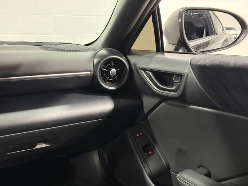 2024 Toyota GR86 Premium