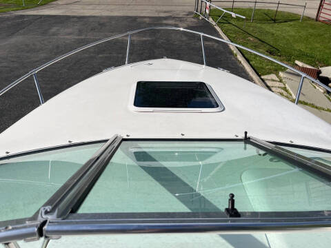1998 Sea Ray 215EC