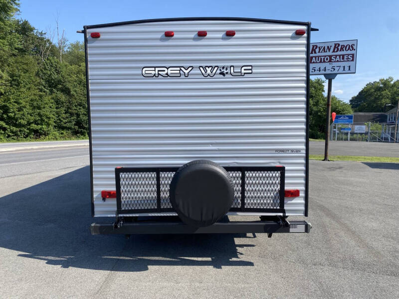 2021 Forest River Cherokee Grey Wolf 26DBH
