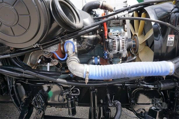 2016 Freightliner Coronado 132