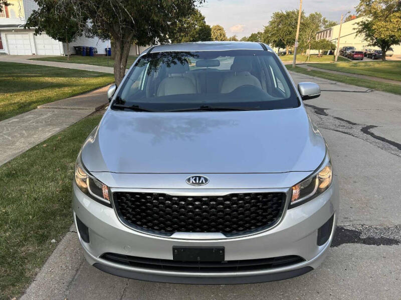 2016 Kia Sedona L