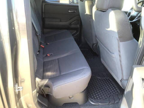 2023 Nissan Frontier SV