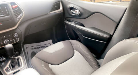 2014 Jeep Cherokee Sport