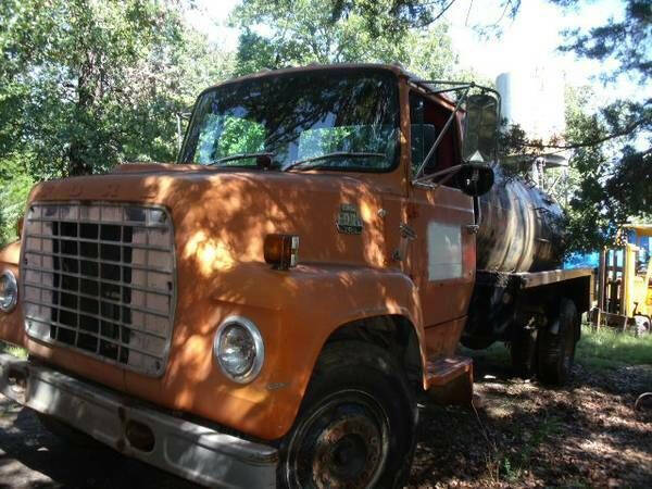 1979 Ford F-700