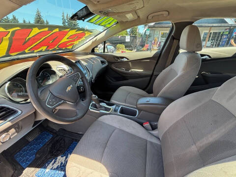 2017 Chevrolet Cruze LT Auto