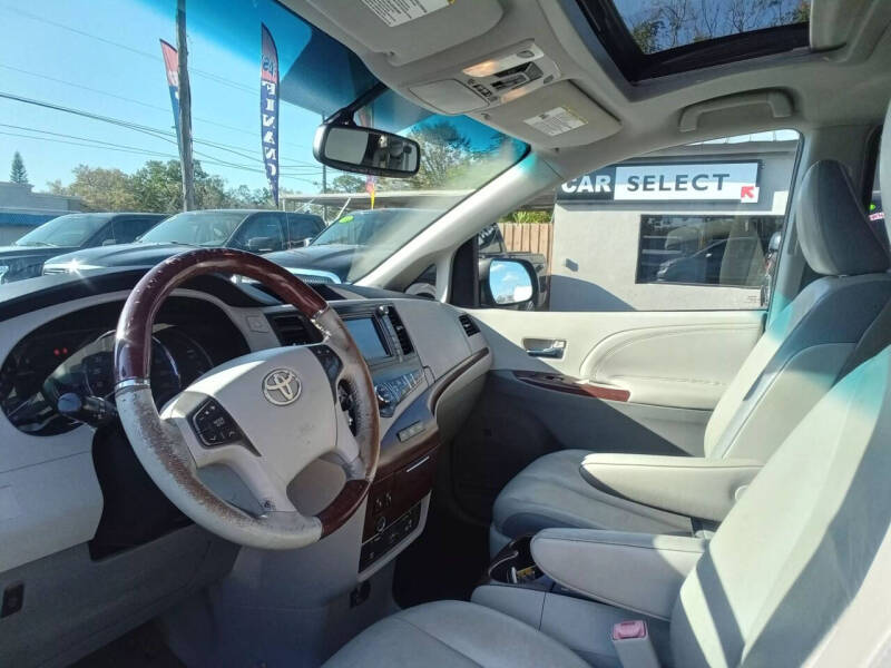 2011 Toyota Sienna Limited 7-Passenger