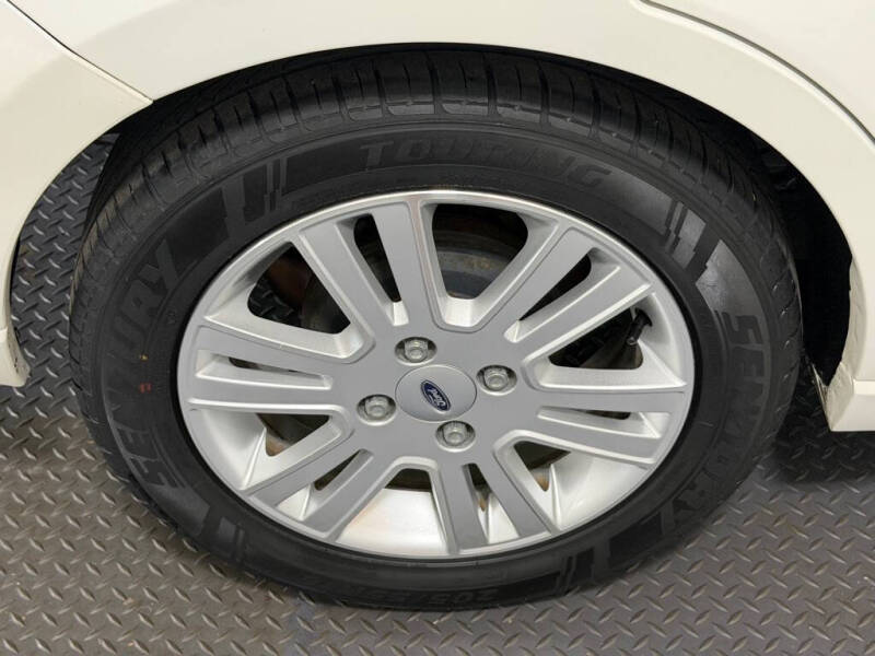 2010 Ford Focus SEL