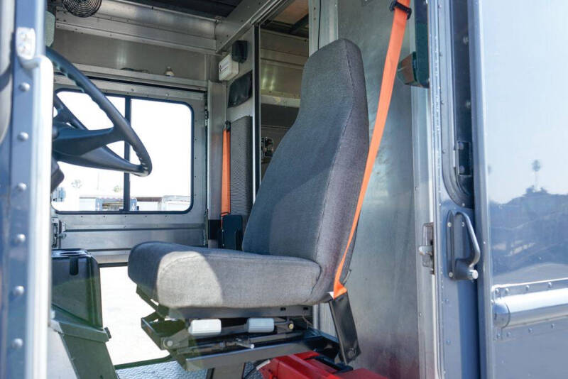 2020 Freightliner MT45 Chassis