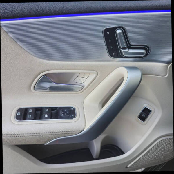 2019 Mercedes-Benz A-Class A 220