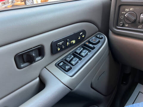 2004 Chevrolet Tahoe LT