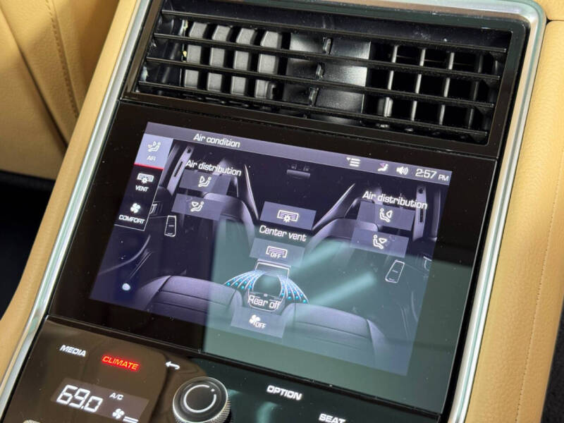 2021 Porsche Panamera 4S E-Hybrid