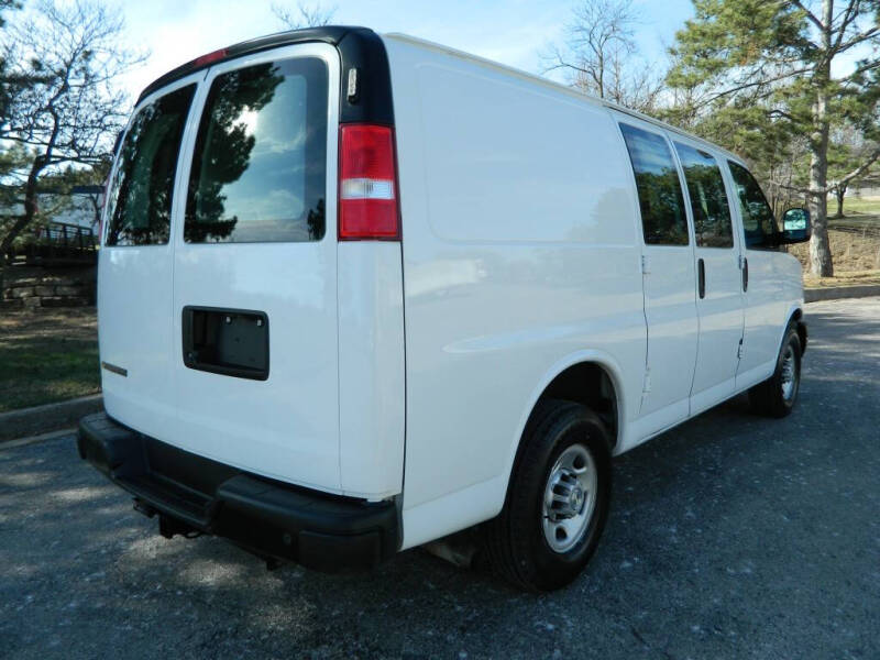2020 Chevrolet Express 2500
